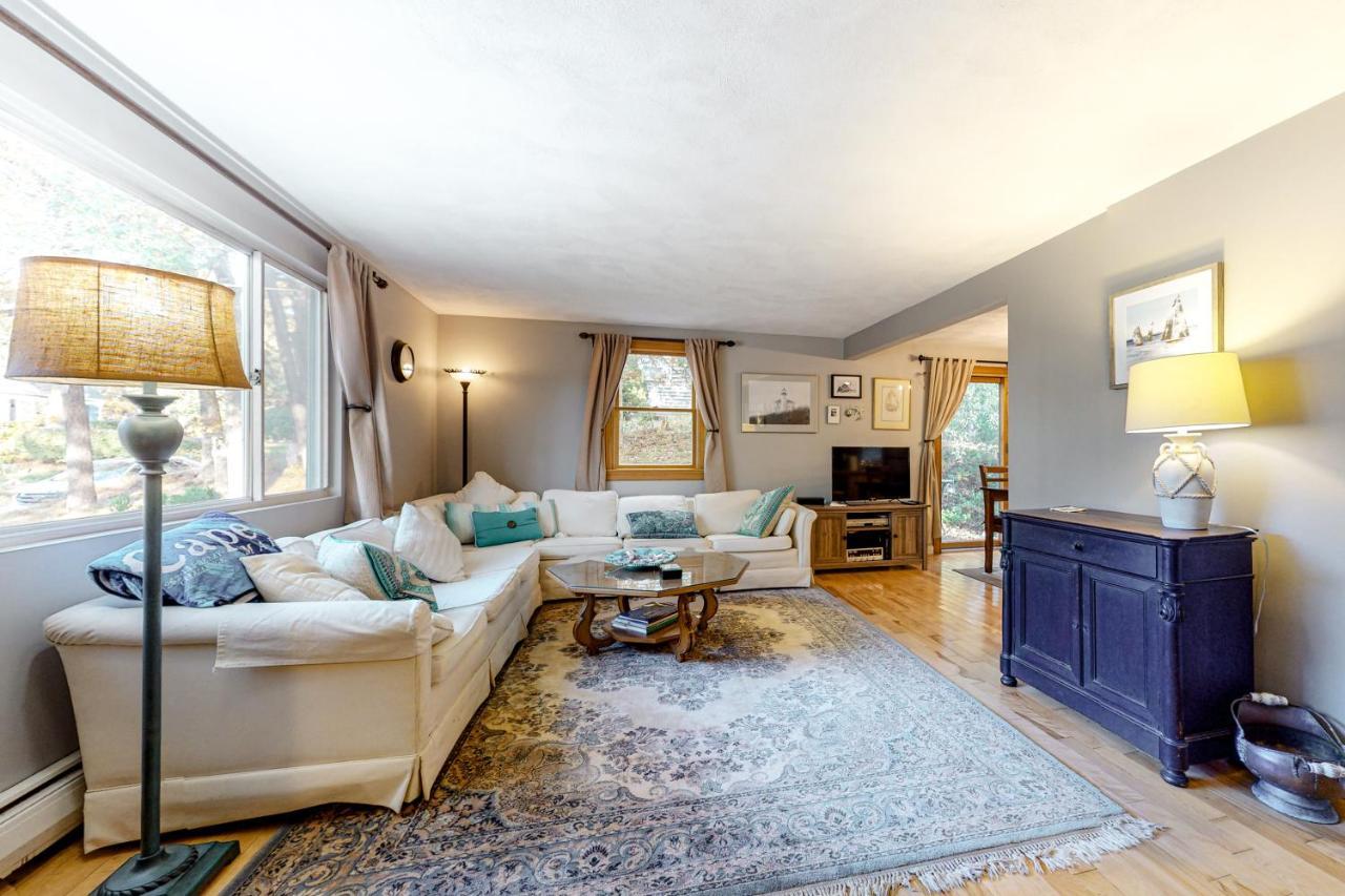 Bay Pointe Bungalow Ист-Фолмут Экстерьер фото