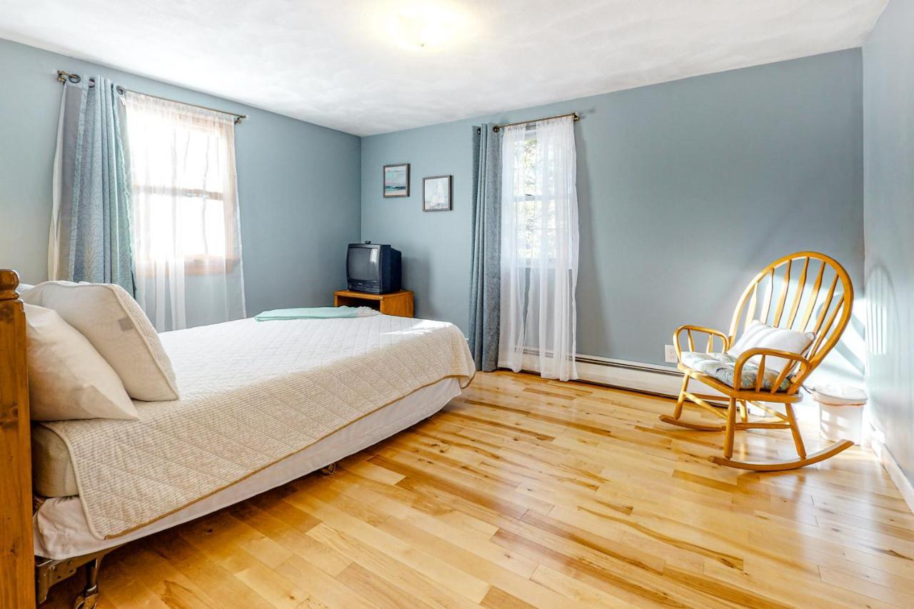 Bay Pointe Bungalow Ист-Фолмут Экстерьер фото