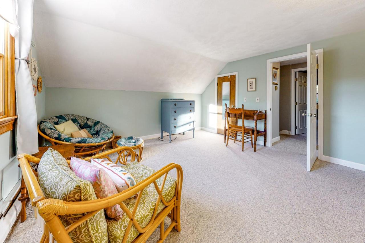 Bay Pointe Bungalow Ист-Фолмут Экстерьер фото